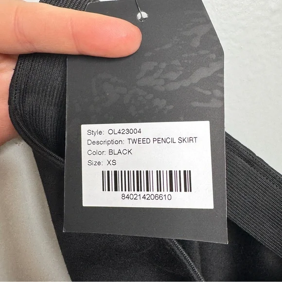 OOKIE & LALA Women's XS‎ Pull On Black Tweed Pencil Skirt NWT - Picture 3 of 5